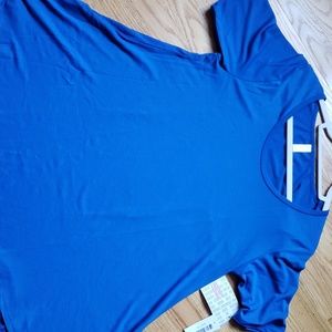Medium Perfect T by Lularoe